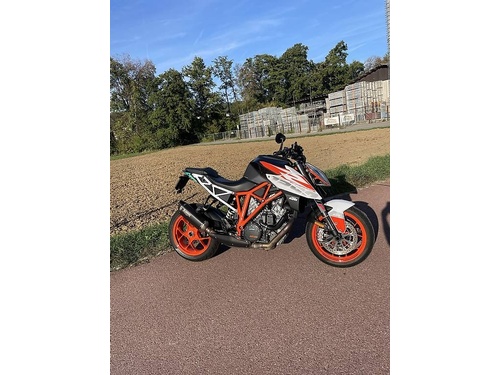 KTM 1290 Super Duke R