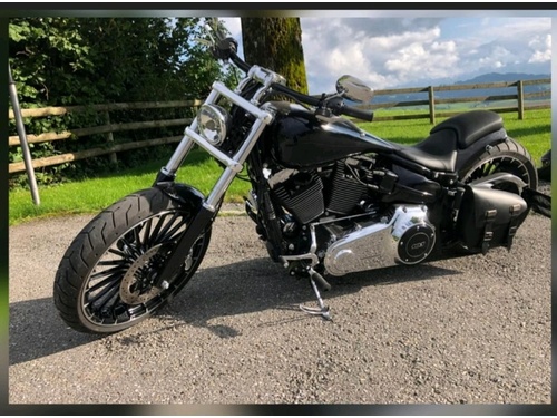 Harley-Davidson FXSB Breakout 103 ABS