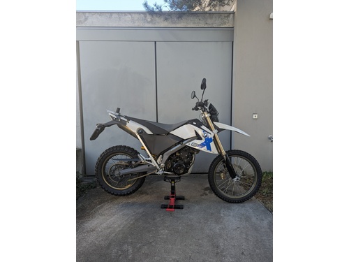 BMW G 650 Xchallenge