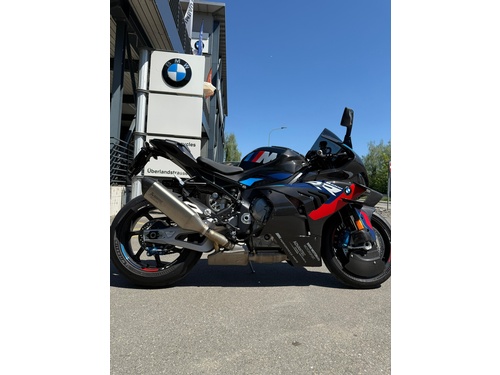 BMW M 1000 RR
