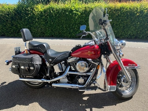 Harley-Davidson FLSTN Heritage Special