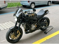 Bild 2: Ducati Monster 1000 S i.e.