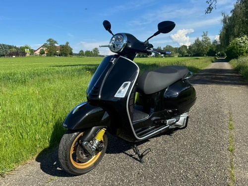 Piaggio Vespa GTS 300 HPE Super Tech ABS/ASR