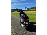 Bild 6: Piaggio Vespa GTS 300 HPE Super Tech ABS/ASR Bild 6: Piaggio Vespa GTS 300 HPE Super Tech ABS/ASR