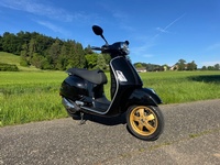 Bild 8: Piaggio Vespa GTS 300 HPE Super Tech ABS/ASR Bild 8: Piaggio Vespa GTS 300 HPE Super Tech ABS/ASR