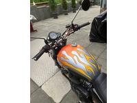 Bild 6: Triumph Bonneville SE 900 i