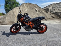 Bild 2: KTM 690 Duke R ABS (35Kw) Bild 2: KTM 690 Duke R ABS (35Kw)