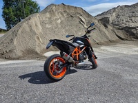 Bild 4: KTM 690 Duke R ABS (35Kw) Bild 4: KTM 690 Duke R ABS (35Kw)