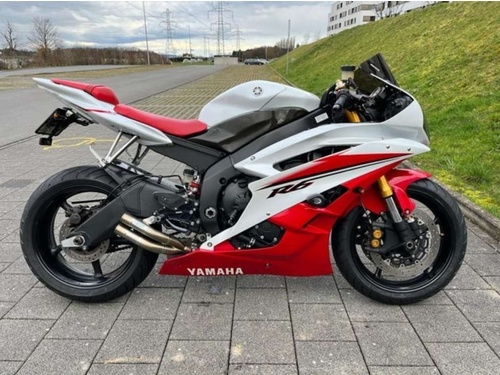 Yamaha YZF-R6 (25kW)