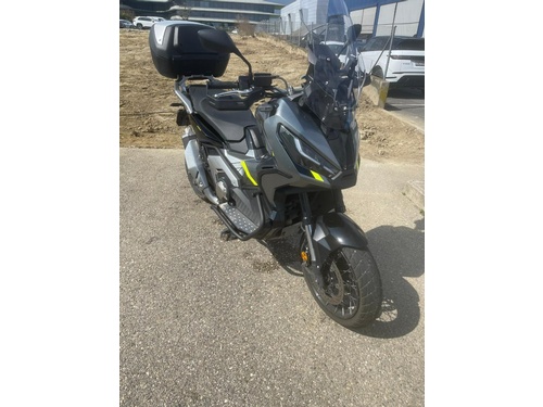 Honda X-ADV 750 (35kW)
