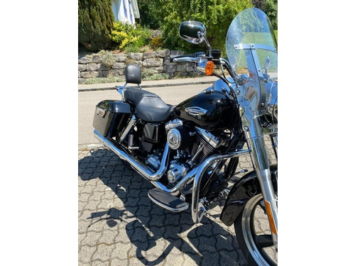 Harley-Davidson FLD Dyna Switchback ABS