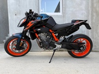 Bild 2: KTM 890 Duke R
