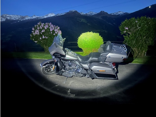 Harley-Davidson FLHTK Electra Glide Ultra Limited