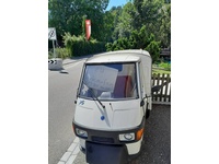 Bild 2: Piaggio APE 50 Van