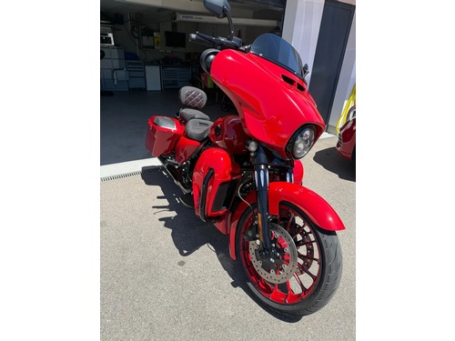 Harley-Davidson FLHXSE Street Glide CVO 117 ABS