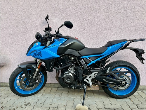 Suzuki GSX-8S